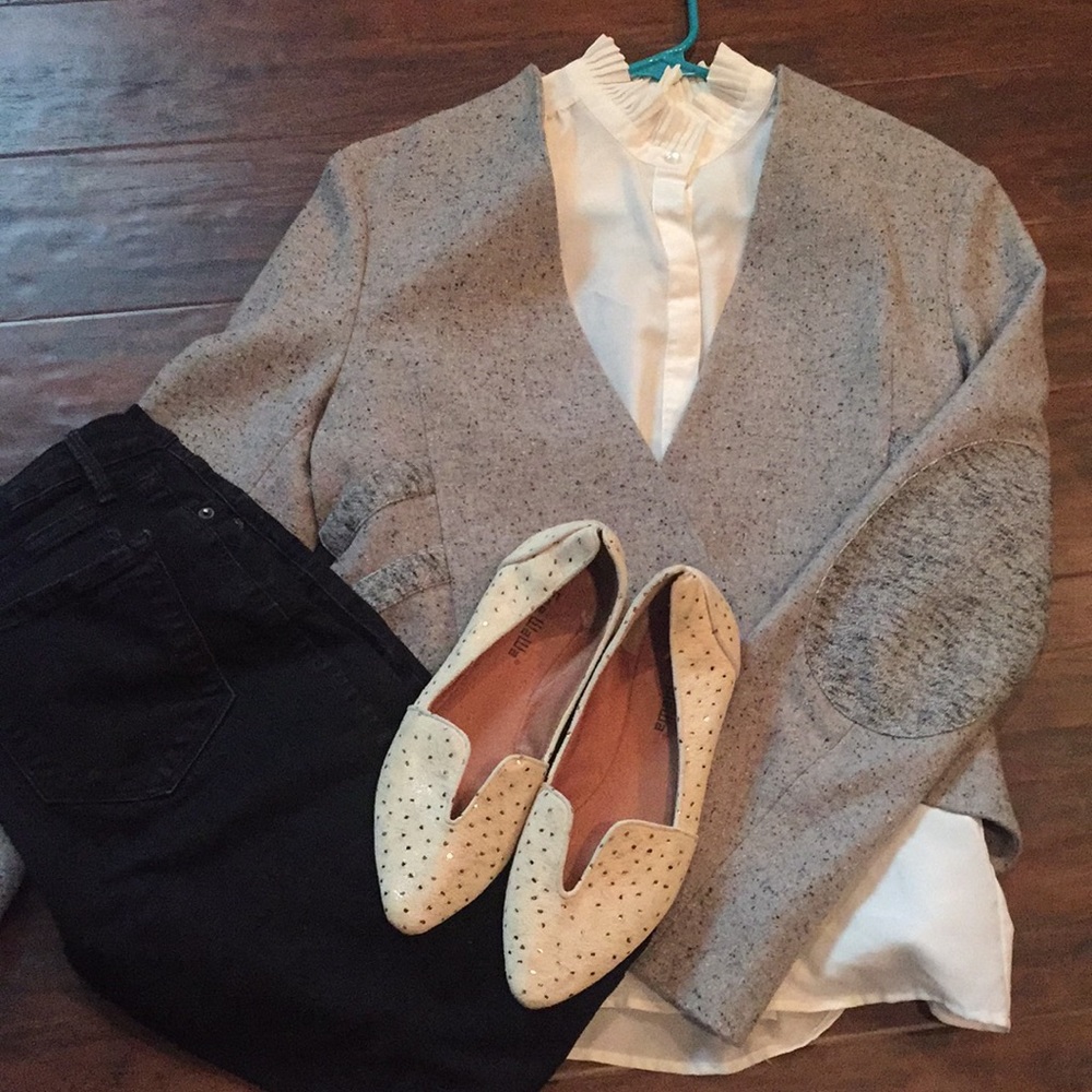 Cream J Crew Shell/Tank with pleated collar detail